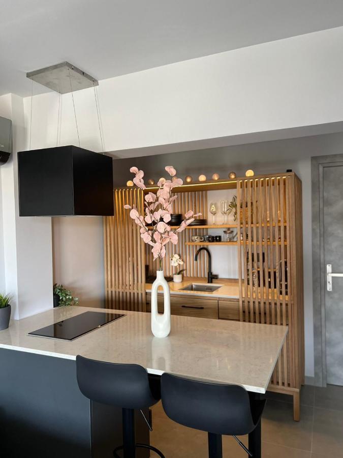 Loft Spa Greece - Enjoy Our Jacuzzi Kalamata Zewnętrze zdjęcie