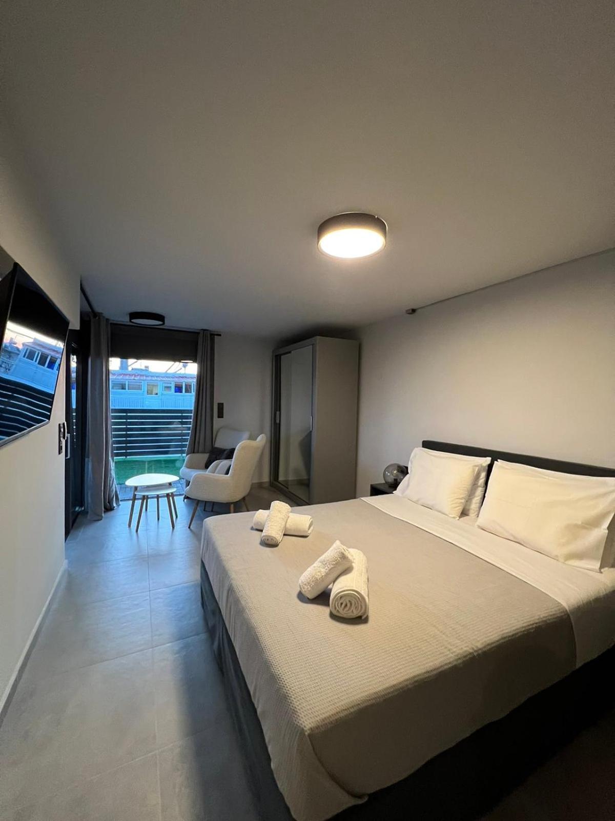Loft Spa Greece - Enjoy Our Jacuzzi Kalamata Zewnętrze zdjęcie